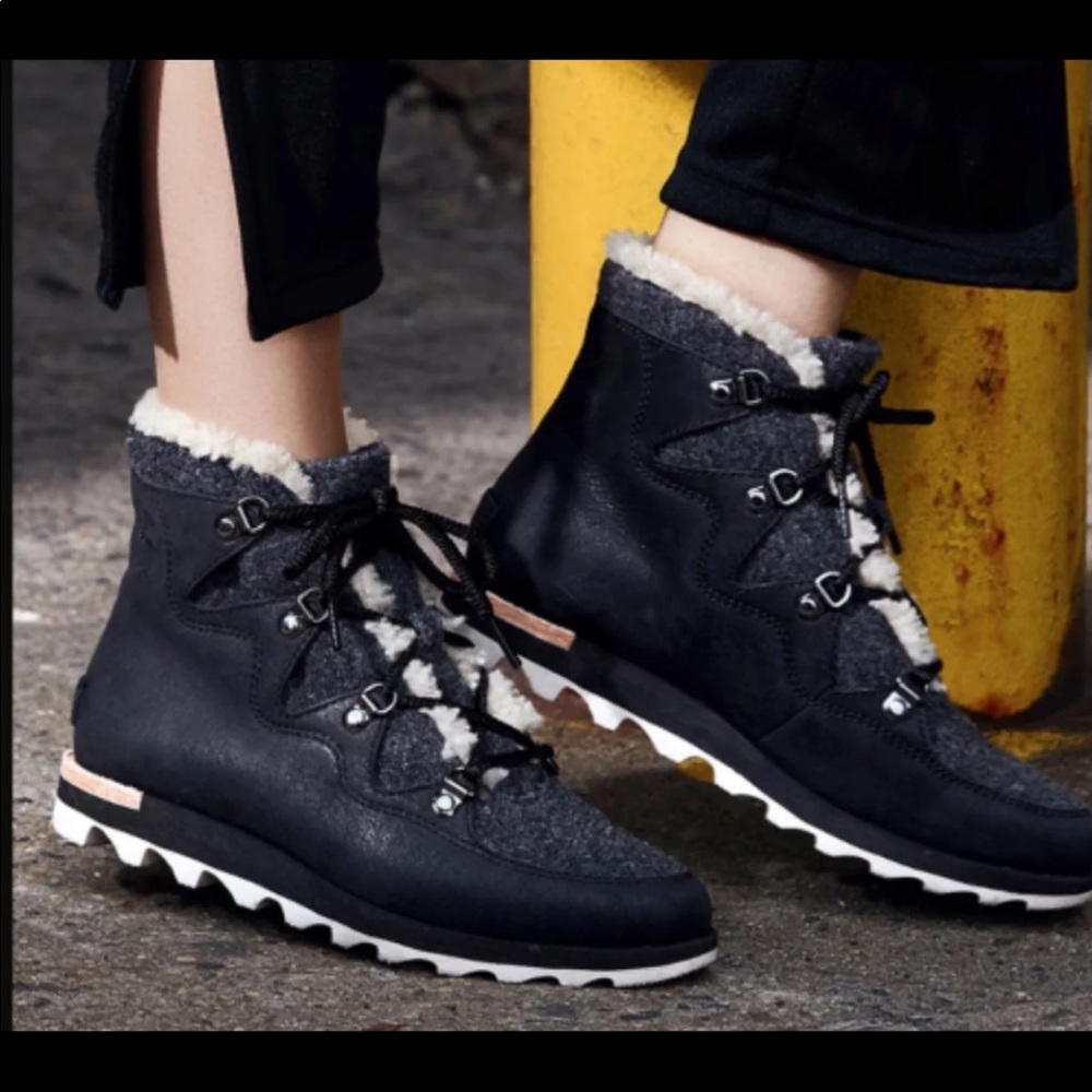 Sorel Sneackchic Alpine Boots